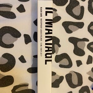 Waterproof liquid eyeliner from Il Makiage